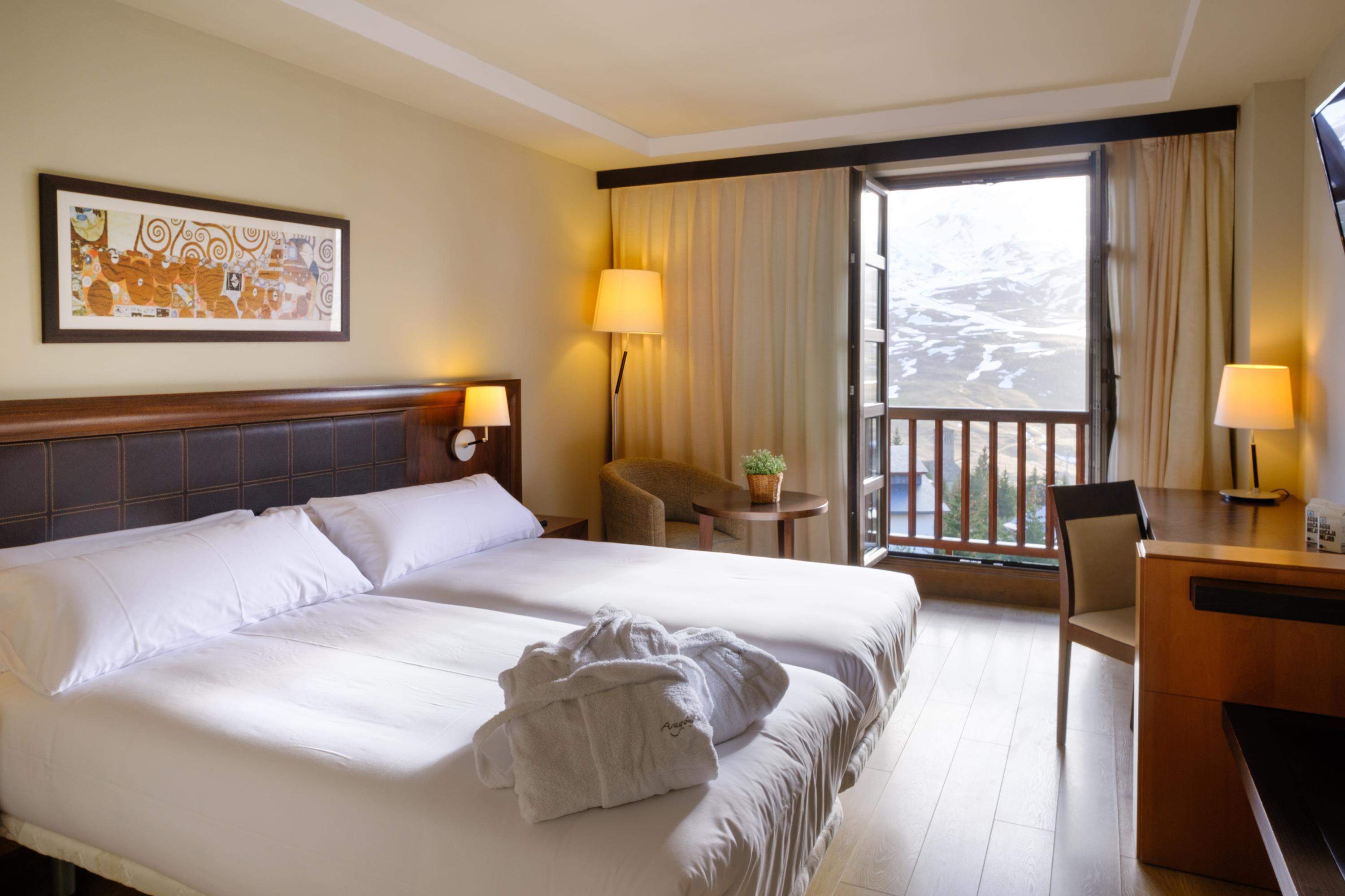 Snoe Aragon Hills Hotel Formigal Exterior foto
