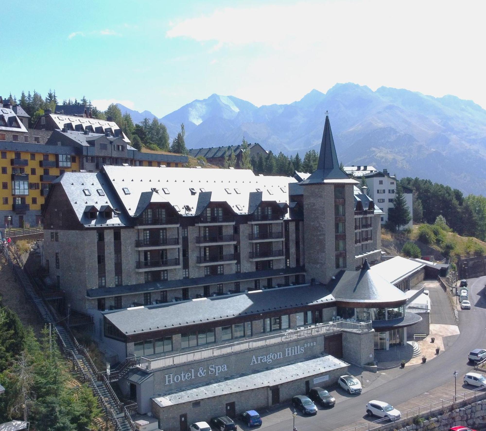 Snoe Aragon Hills Hotel Formigal Exterior foto